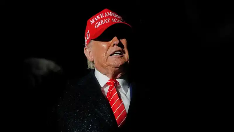 Yüksek Mahkeme'den Trump'a Şaşırtan Yetki: Göçmenlerin Yasal Statüsü Sorgulanıyor
