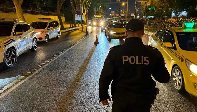 Huzur İstanbul Uygulamasında 1011 Gözaltı: Şehir Güvenliği İçin Alarm Ziller Çaldı