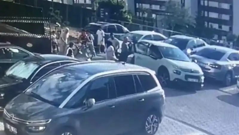 Korkunç Olay: Eşi ve Yakınlarını Aracında Ezdi, Şok Edici Ayrıntılar Ortaya Çıktı