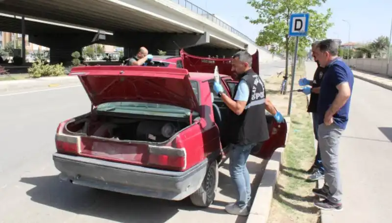 Çaldığı Araç Boşalana Kadar Beklemedi, Yenisini Çaldı!