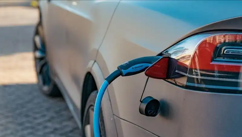 Elektrikli Araç Alımında Düşüş: Sebepler ve Gelecek Öngörüleri