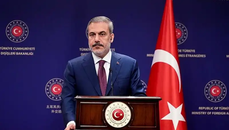 Türkiye ile Katar Arasındaki İlişkiler Gelişiyor: Bakan Fidan Görüştü