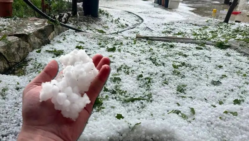 Haziran Ayında Beklenmedik Dolu Yağışı Şaşkınlık Yarattı