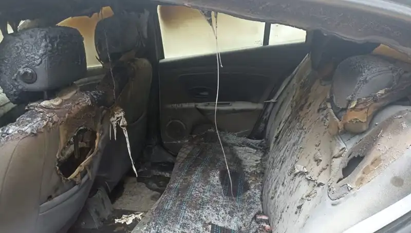 Esenyurt'ta Şantaj Krizi: İsteğini Alamayan Şüpheli Arabasını Yaktı!