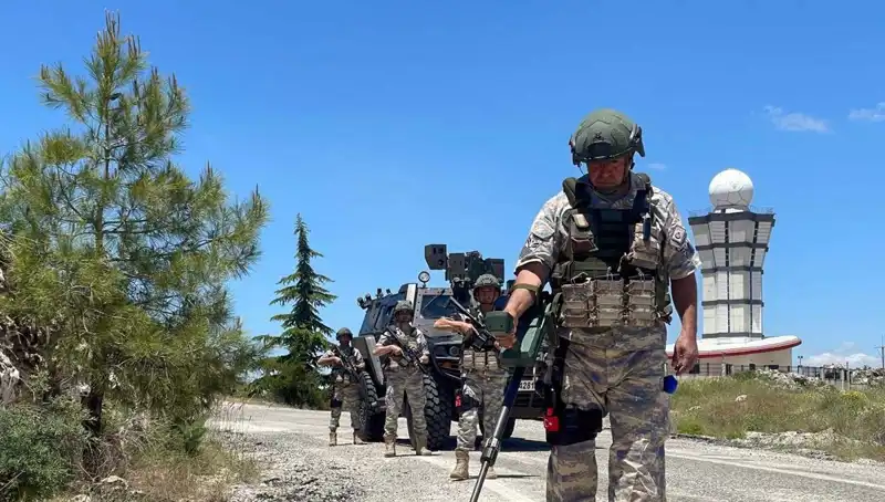 Bayramda Şehitlerimizi Unutmadık, Mehmetçik Nöbette!