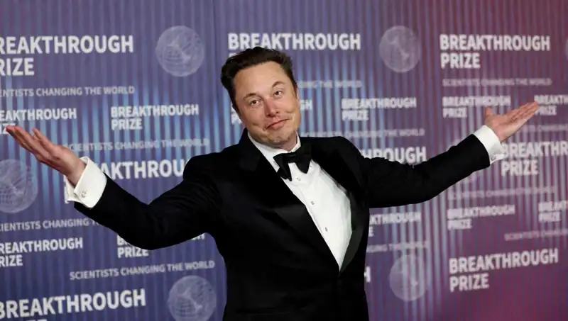 Elon Musk'tan X Üzerinden Yenilik: Mesajlaşma Uygulaması Flört Sitesine Dönüşüyor mu?