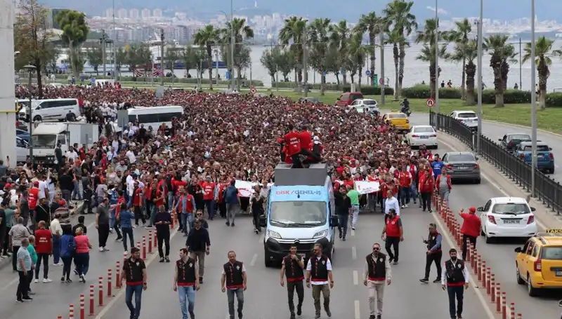 İzmir'de Grevde 4. Gün: İşçiler direnişlerini sürdürüyor!