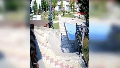 Kastamonu’da Şok Olay: Muhtar Uyardığı Kişi Tarafından Bıçaklandı