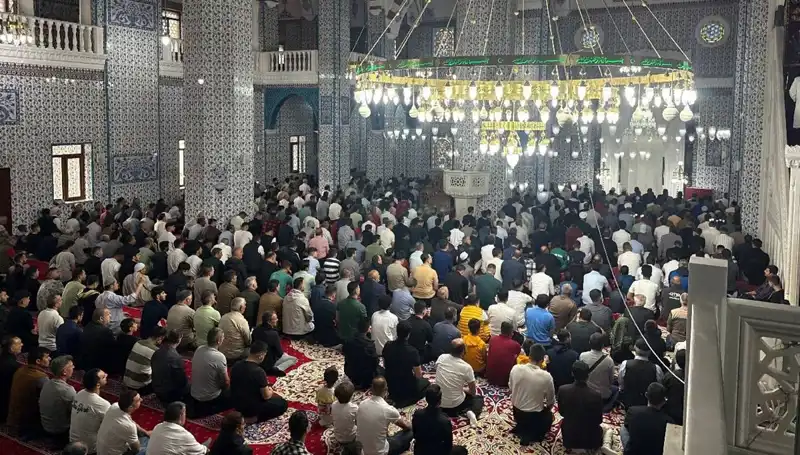 İlk Bayram Namazı Iğdır'da Kılınarak Coşkuyla Kutlandı