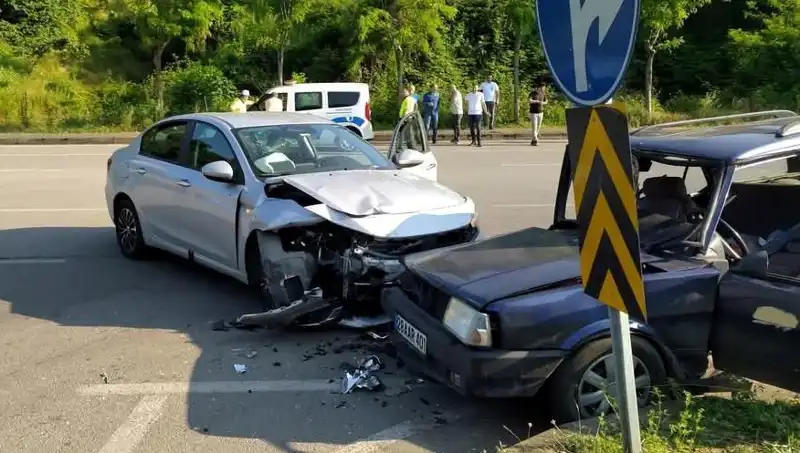 Görele’de Aracın Penceresinden Fırlayan Sürücü Hayatını Kaybetti
