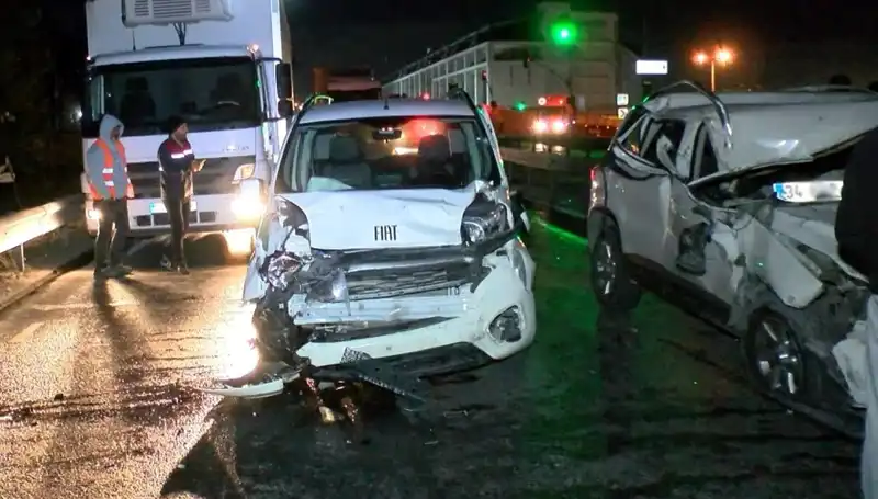 İstanbul’da Zincirleme Kaza! Ekipler Hızla Müdahale Etti