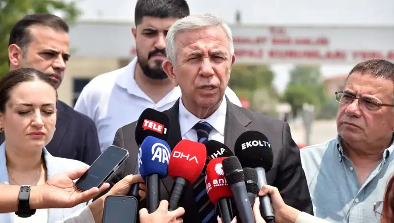 Mansur Yavaş’tan Muhittin Böcek’e Sıcak Ziyaret: İş Birliği ve Destek Mesajları