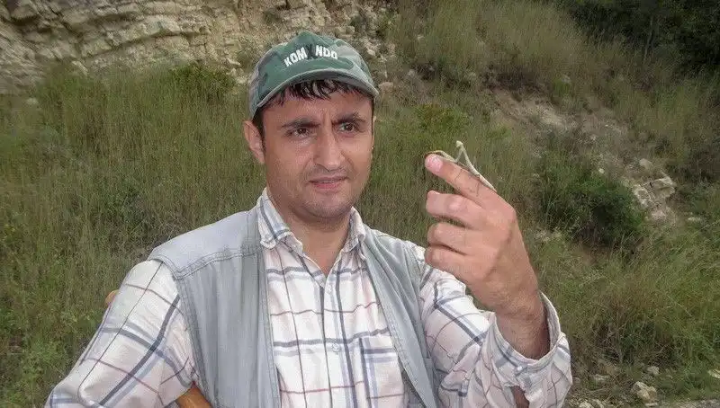 Yeni Keşfedilen Böcek Türüne Eşinin Adını Veren Bilim İnsanı Sosyal Medyada Tartışmalara Yol Açtı