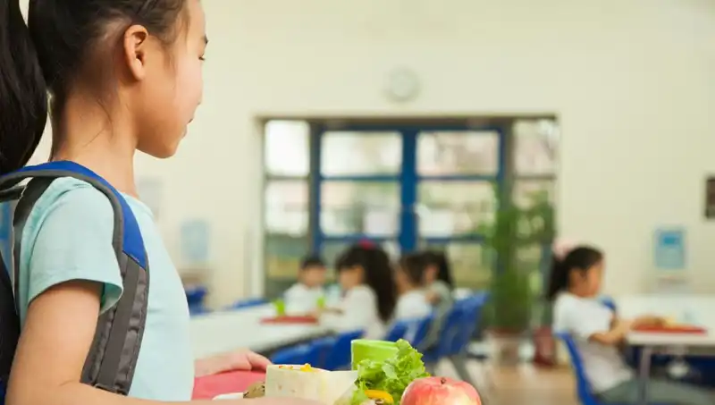 İspanya'da Obezite Sorununa Radikal Önlem: Yağlı Yiyecekler Menülerden Çıkıyor