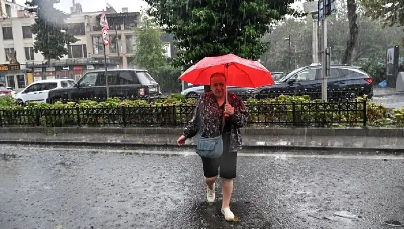 Sarı Kodlu Yağış Uyarısı: Büyük Bir Fırtına Geliyor!