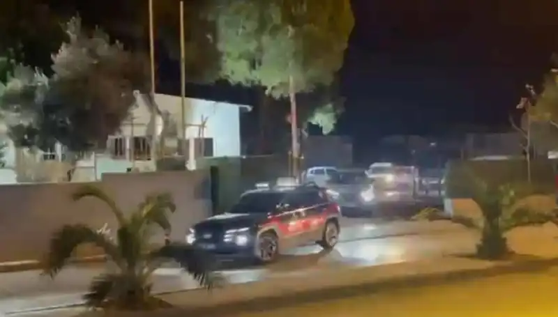 İzmir'de 24 Saatlik Operasyonda 141 Hükümlü Yakalandı: İşte Detaylar!