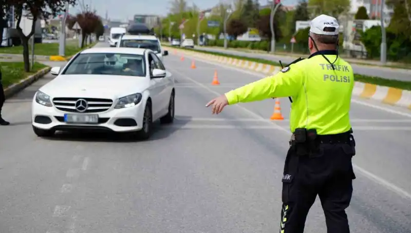 2025 Yılında Trafik Cezalarında Şok Artış: Yeni Düzenlemeler Neleri Getiriyor?