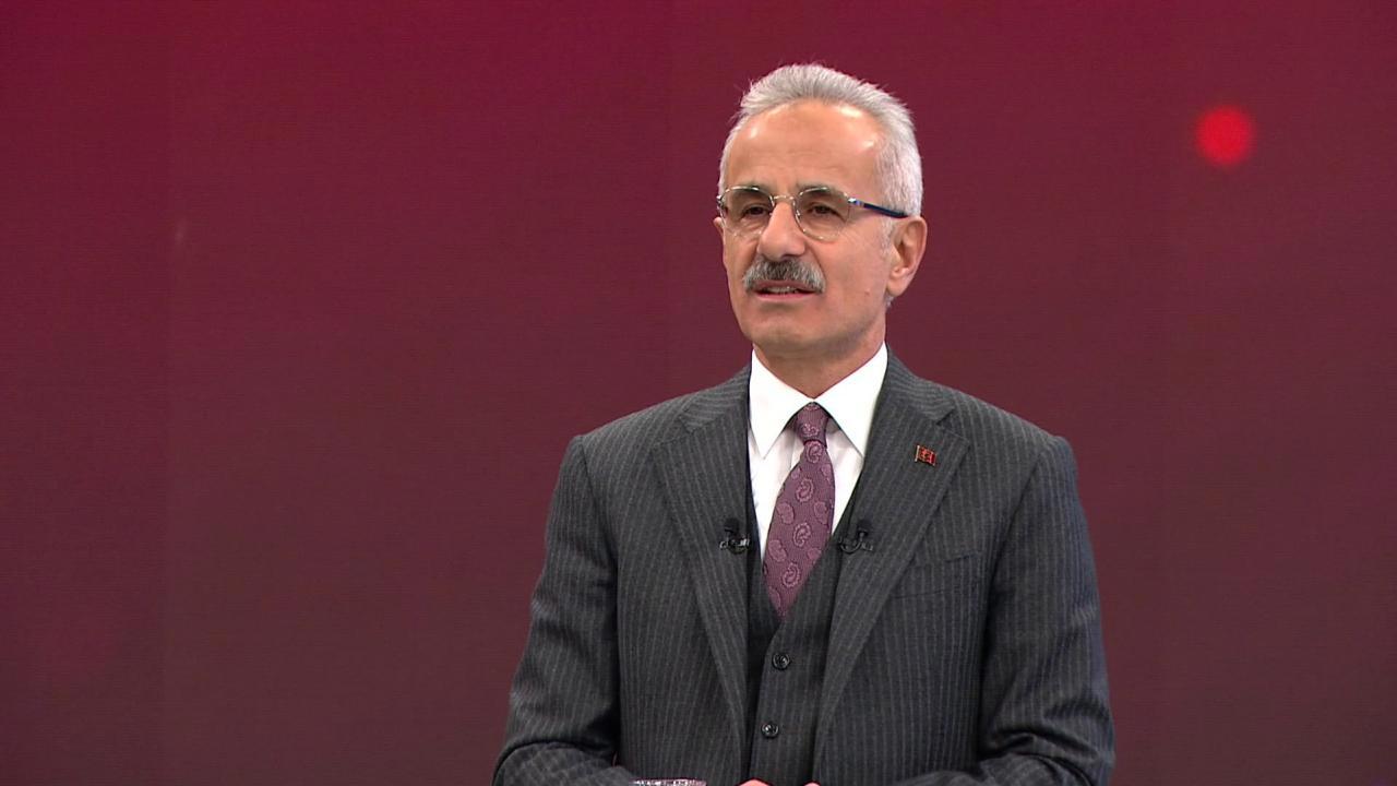 Bakan Uraloğlu: Sosyal Medyaya Düzenleme Yapılacak