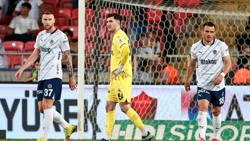 Fenerbahçe'nin Dramı: Şampiyonluk Hayalleri Bir Anda Yıkıldı