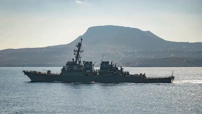 ABD’nin Yunanistan Donanma Üssü Hamlesi: Yeni Bir Güç Dengesi Mi?