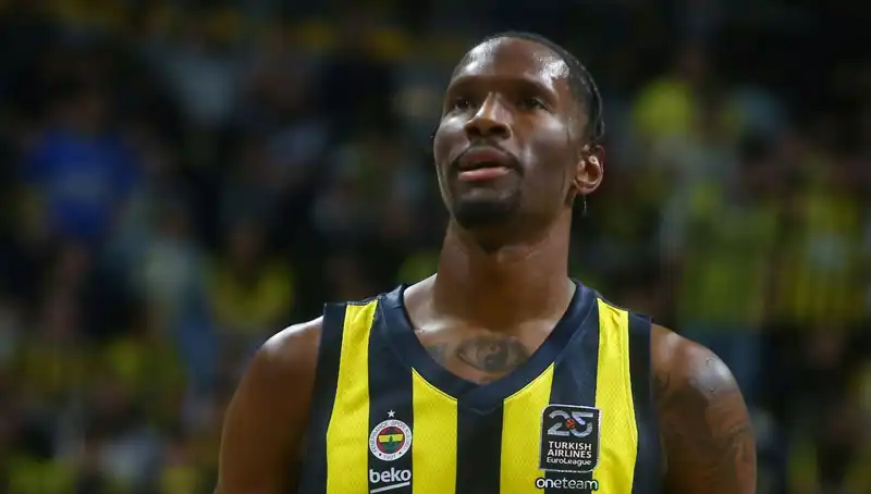 Nigel Hayes-Davis, Yeni Macerası İçin Takımını Seçti!