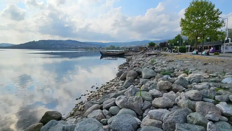 Sapanca Gölü'nde Su Seviyesi Dramatiik Düşüş: Sebepler ve Etkileri Neler?