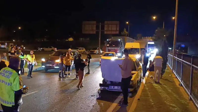 Otoyolda Kural Tanımayan Geri Dönüş: İki Çocuk, Dört Yaralı